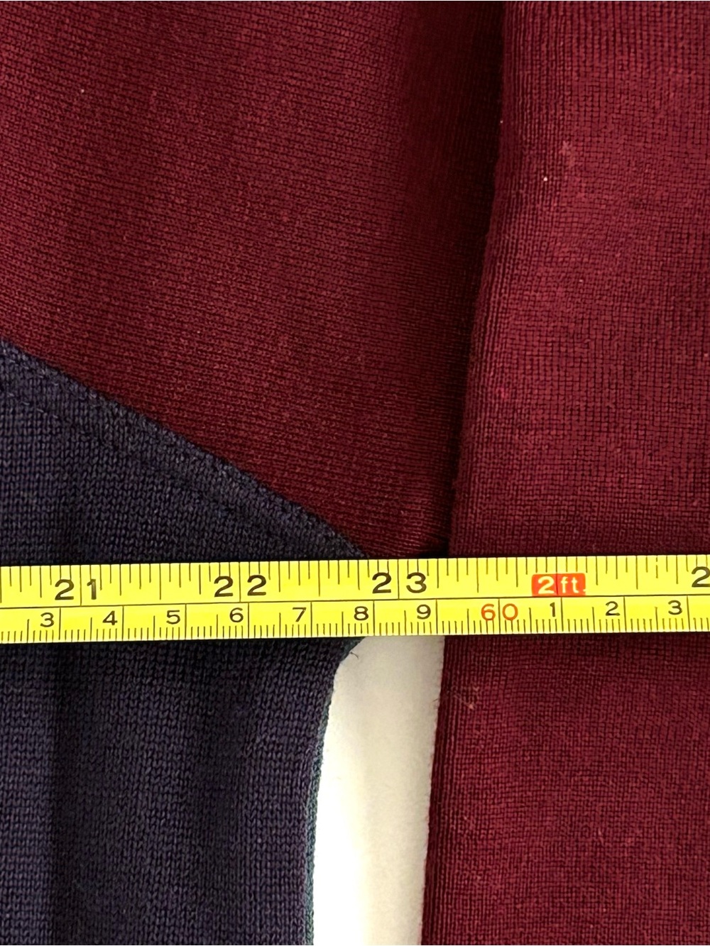 Vintage 90s 100% Wool Sweater with Metal Emblems on Sleeves - Size XL - Mens - Picture 12 of 12